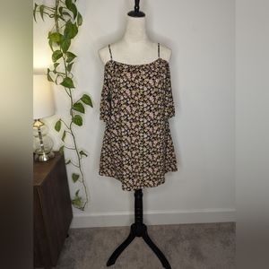 LA Hearts floral cold shoulder babydoll dress. Size XS.
